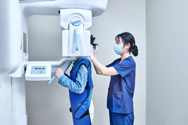 Best Emergency Dental Extractions in Leona Valley, CA